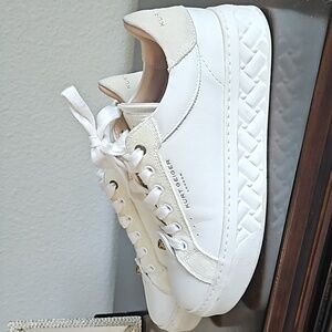 Kurt Geiger London sneakers size 6